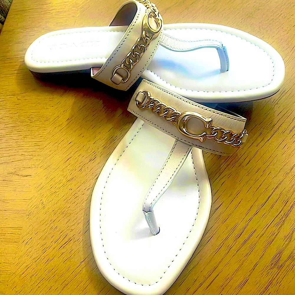 COACH THONG SHOE WITH CHAINED, C FRONT LETTER - Picture 4 of 6